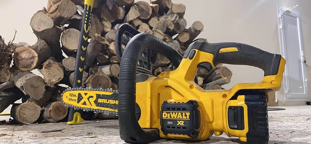 Best Battery-Powered Chainsaws
